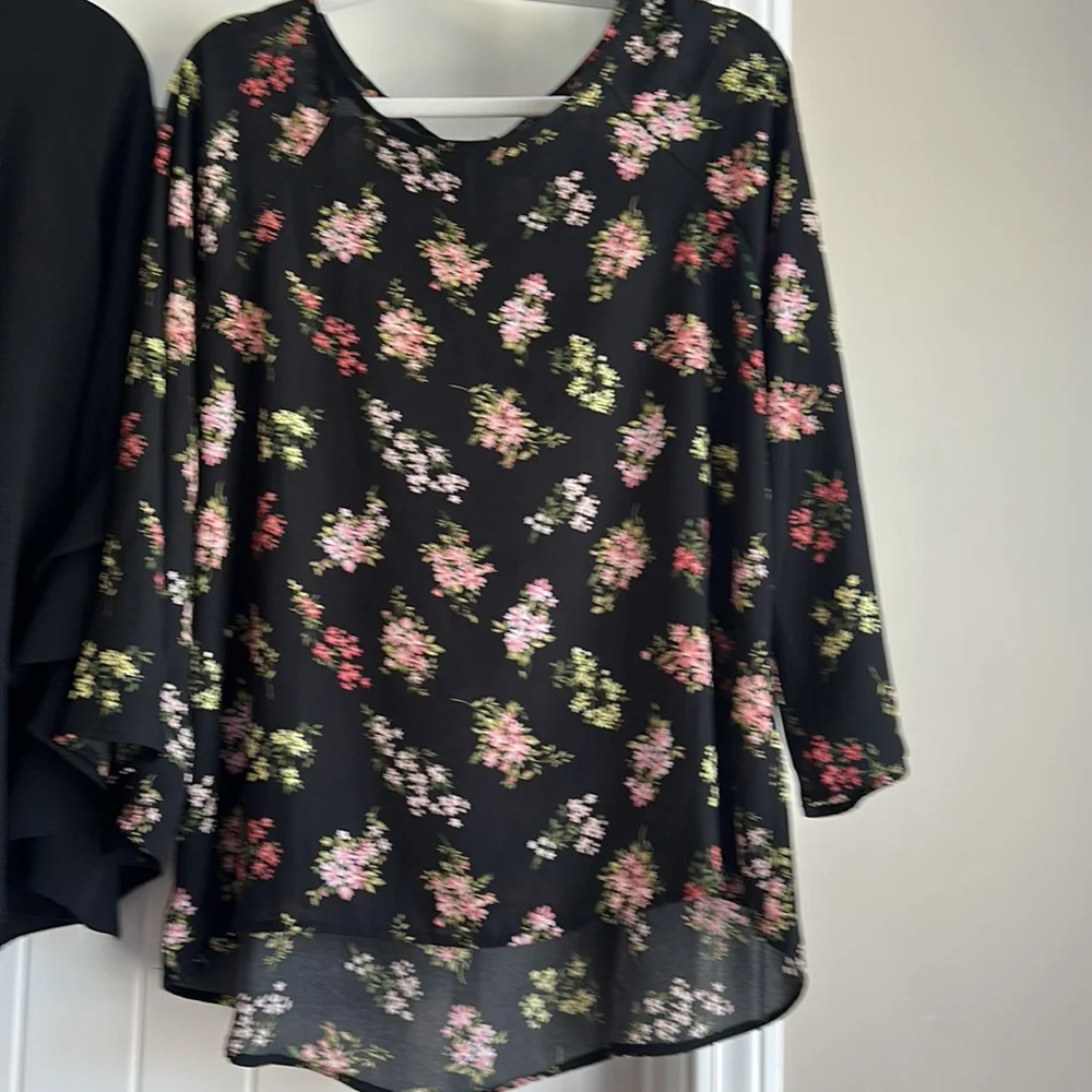 Top Bundle! Excellent Condition! - Picture 2 of 7